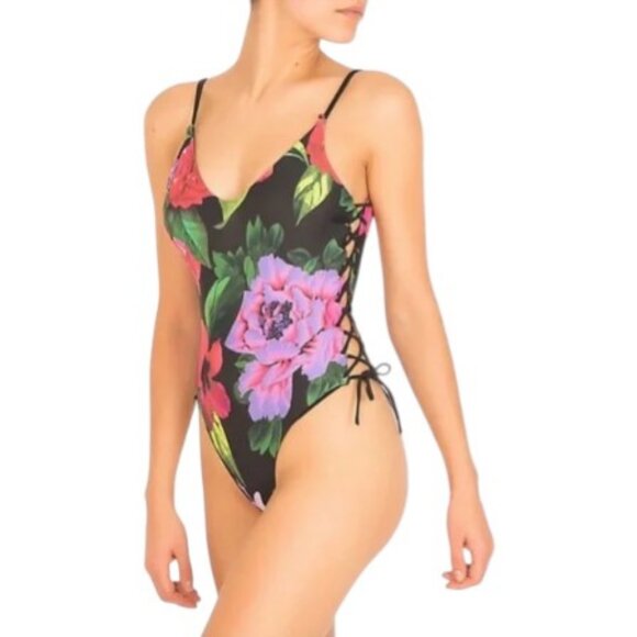 Guess one piece bathing suit size S - Picture 1 of 2